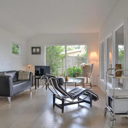 Сasa de vacaciones Two-bedroom Holiday In Hyllinge