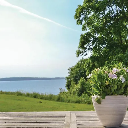 Two-bedroom Holiday In Hyllinge Сasa de vacaciones *