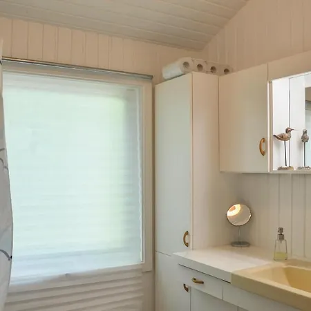 Сasa de vacaciones Two-bedroom Holiday In Hyllinge *